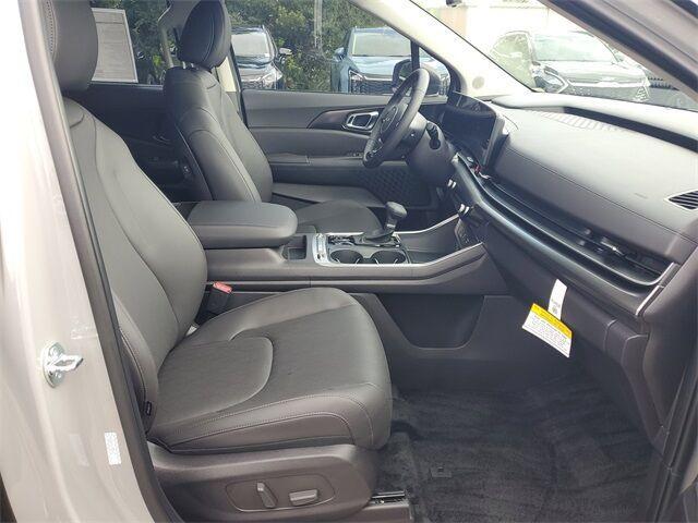 new 2026 Kia Carnival car, priced at $47,424