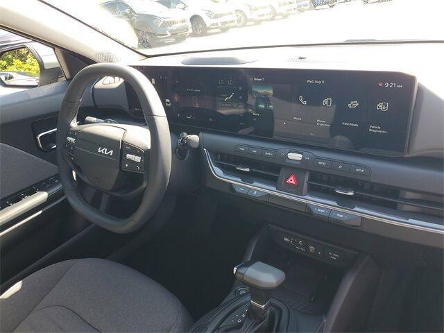 new 2025 Kia K4 car, priced at $24,168