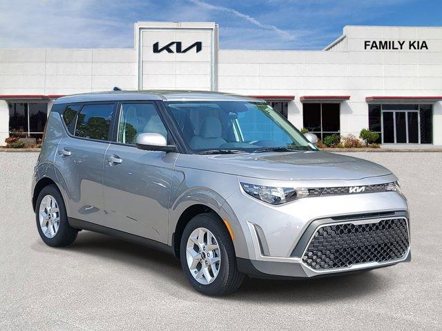 new 2025 Kia Soul car, priced at $21,432