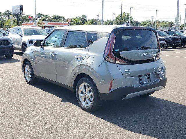 new 2025 Kia Soul car, priced at $21,432