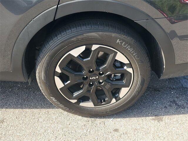 used 2024 Kia Sorento car, priced at $30,500
