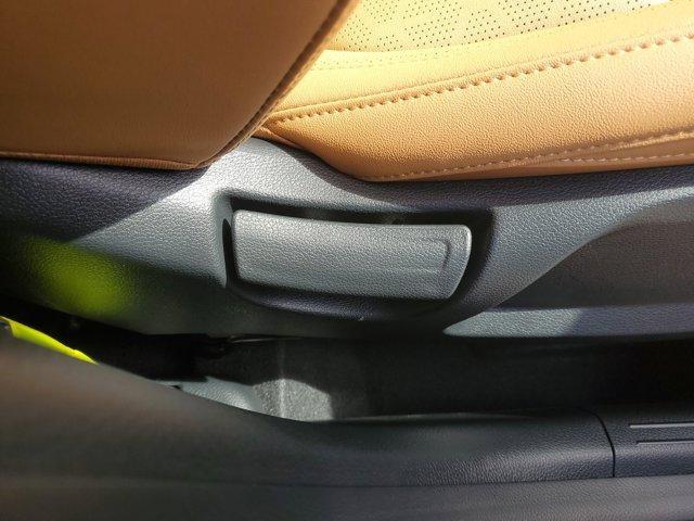 new 2025 Kia Seltos car, priced at $27,289