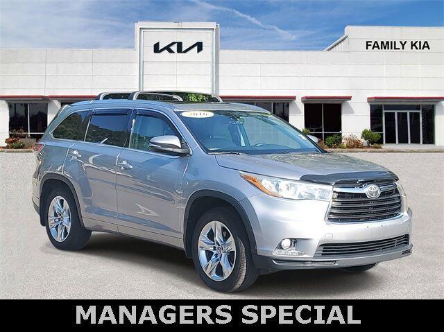 used 2016 Toyota Highlander car, priced at $20,700
