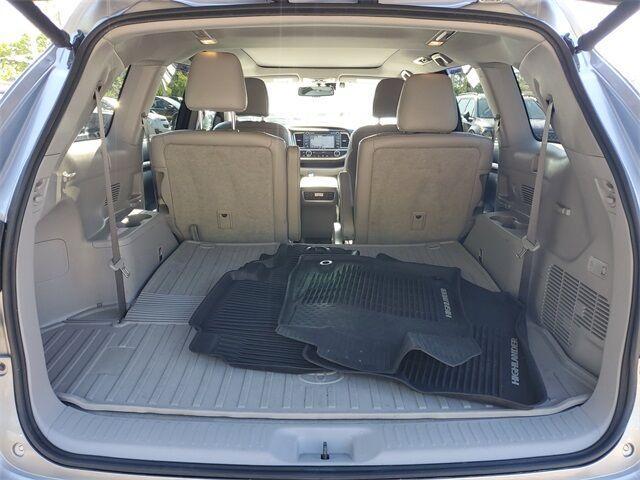 used 2016 Toyota Highlander car, priced at $20,700