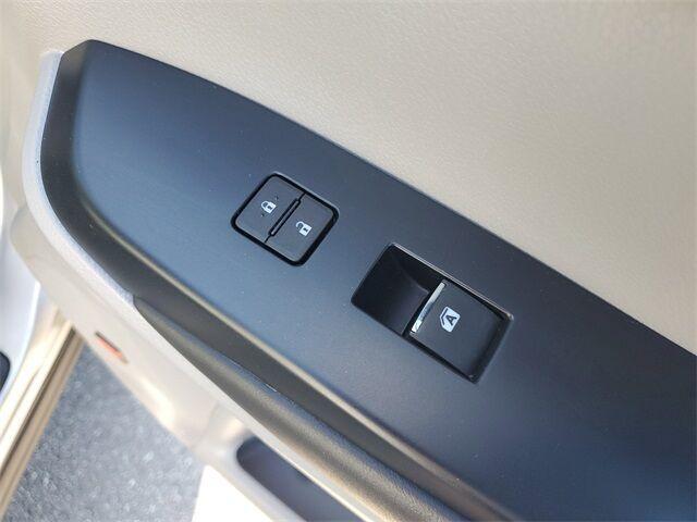 used 2016 Toyota Highlander car, priced at $20,700
