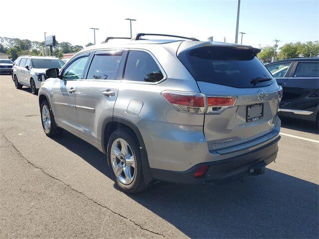 used 2016 Toyota Highlander car, priced at $20,700