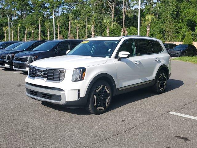 used 2024 Kia Telluride car, priced at $36,400