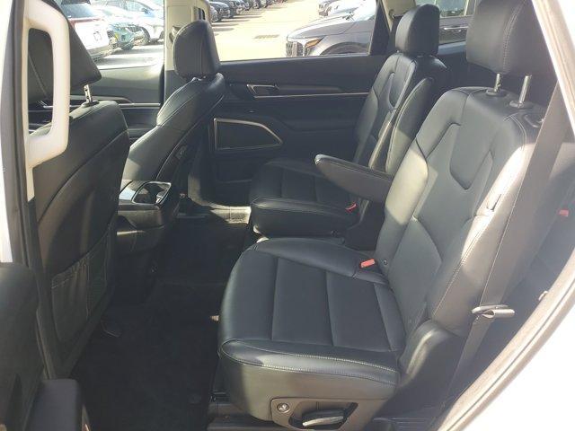 used 2024 Kia Telluride car, priced at $36,400