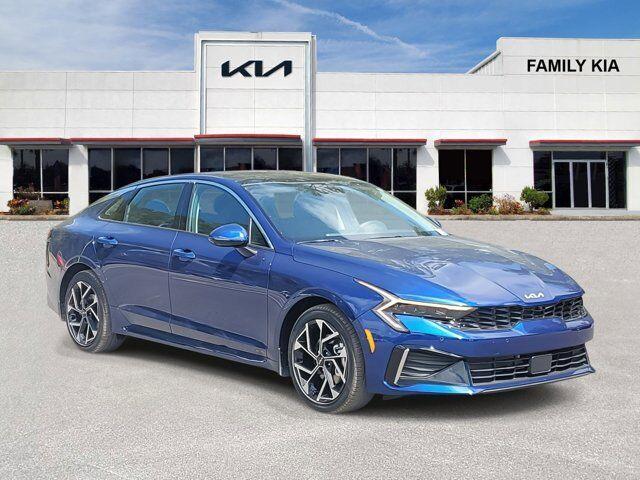 new 2025 Kia K5 car, priced at $33,830