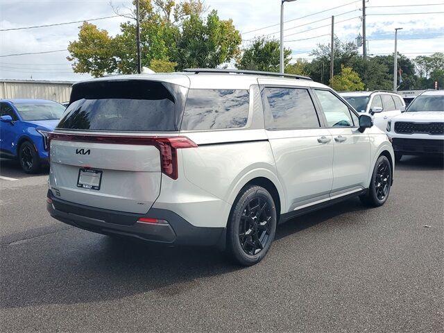 new 2026 Kia Carnival Hybrid car, priced at $52,269