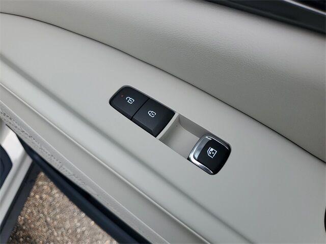 new 2026 Kia Carnival Hybrid car, priced at $52,269