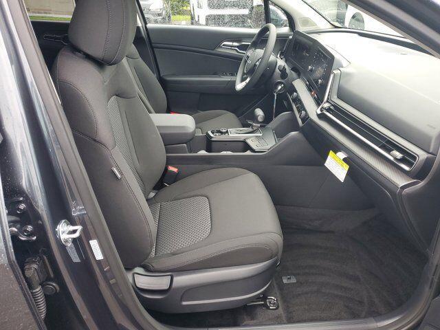 new 2025 Kia Sportage car, priced at $28,034