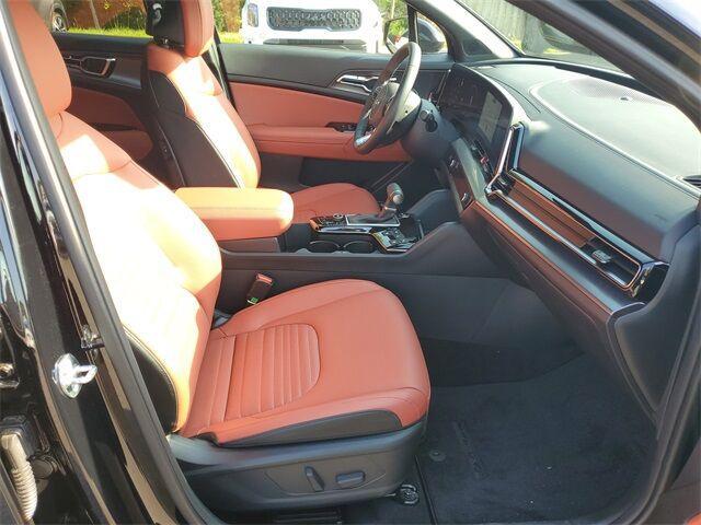 used 2025 Kia Sportage car, priced at $35,100