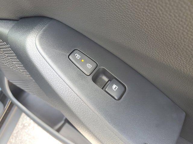 new 2025 Kia Seltos car, priced at $24,145