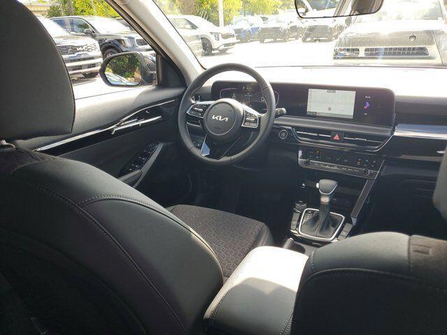 new 2025 Kia Seltos car, priced at $24,145