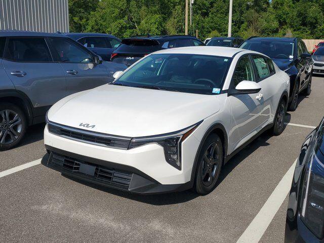 new 2025 Kia K4 car, priced at $23,498