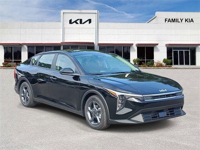 new 2025 Kia K4 car, priced at $23,218