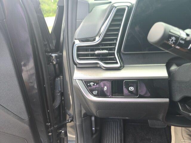 used 2025 Kia Sportage car, priced at $34,500