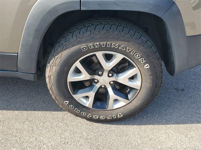 used 2017 Jeep Cherokee car, priced at $19,300