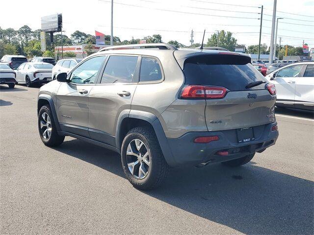 used 2017 Jeep Cherokee car, priced at $19,300