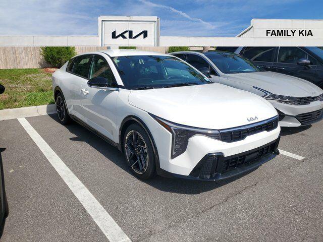 new 2025 Kia K4 car, priced at $25,683