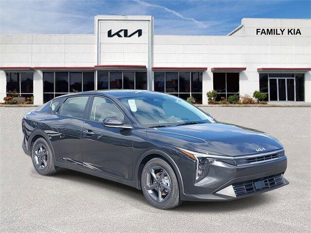 new 2025 Kia K4 car, priced at $23,156