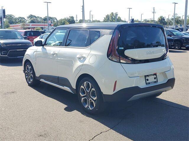 new 2025 Kia Soul car, priced at $25,992