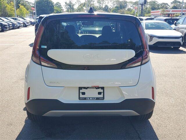 new 2025 Kia Soul car, priced at $25,992