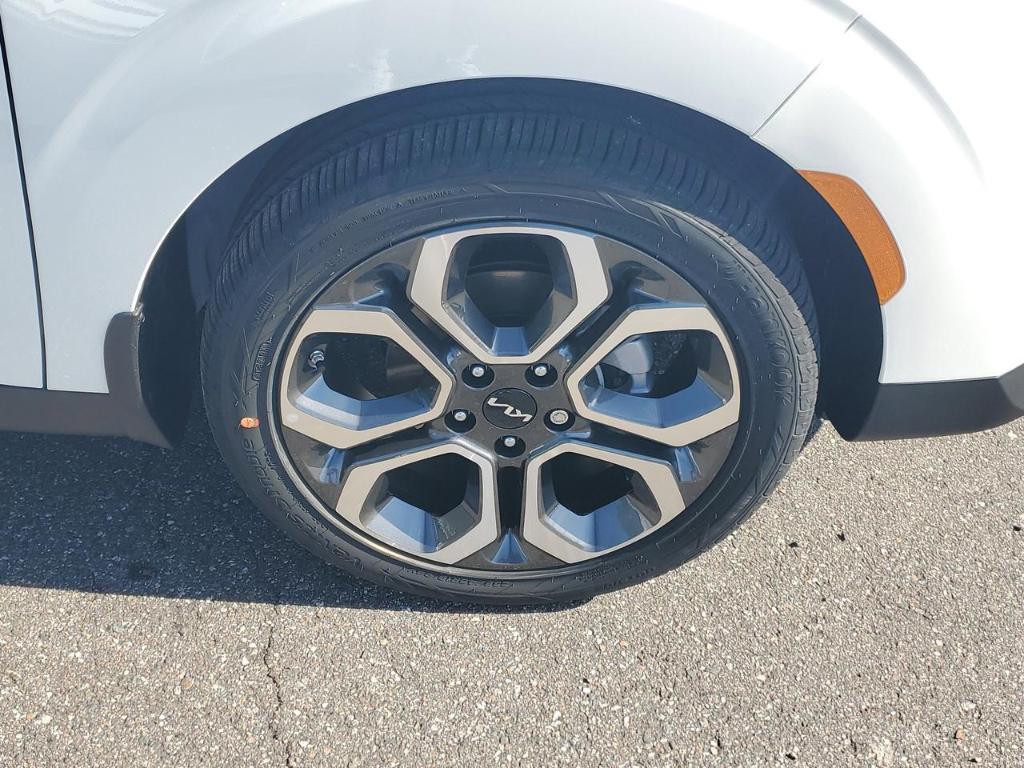 new 2025 Kia Soul car, priced at $24,610