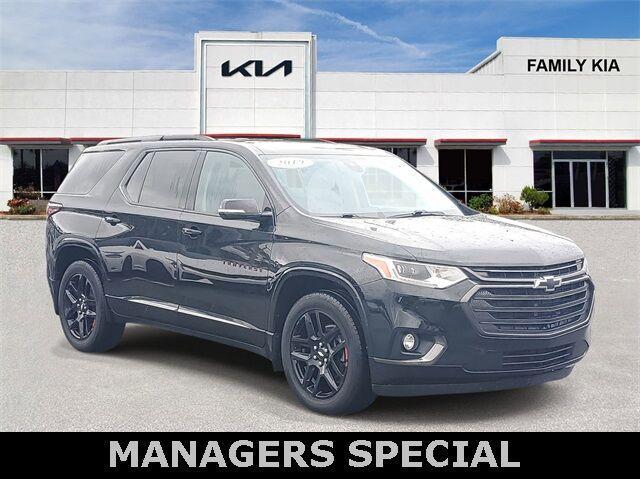 used 2019 Chevrolet Traverse car, priced at $11,995