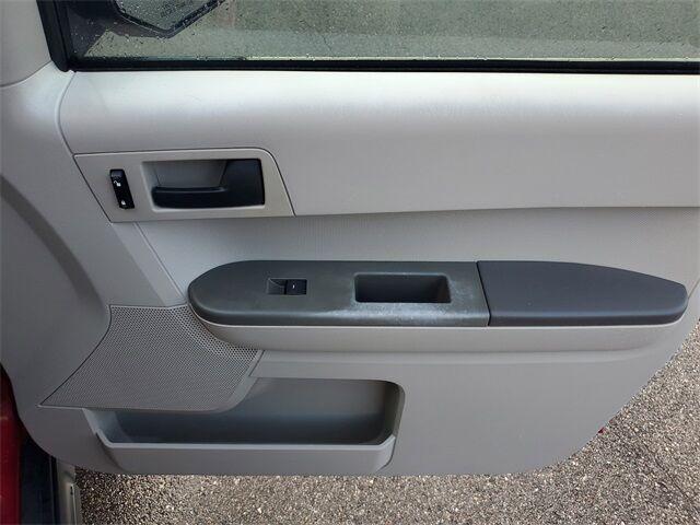 used 2008 Ford Escape car, priced at $5,500