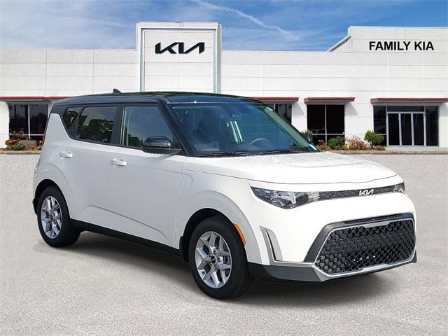 new 2025 Kia Soul car, priced at $23,660