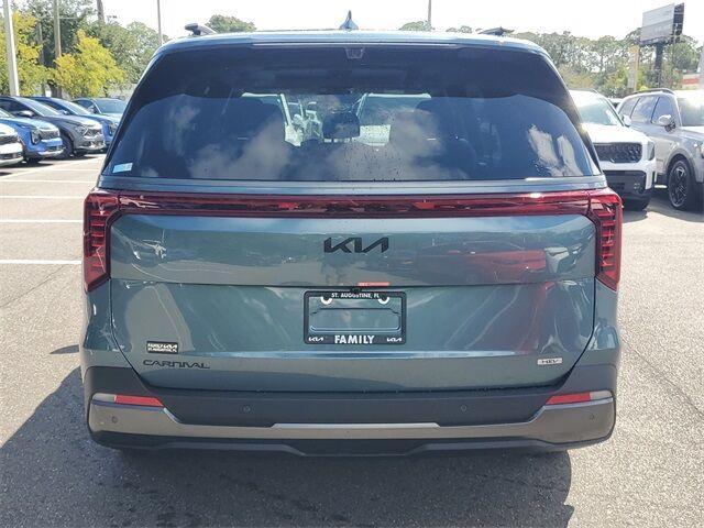 new 2026 Kia Carnival Hybrid car, priced at $52,521