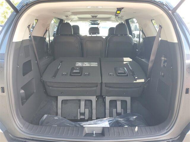new 2026 Kia Carnival Hybrid car, priced at $52,521