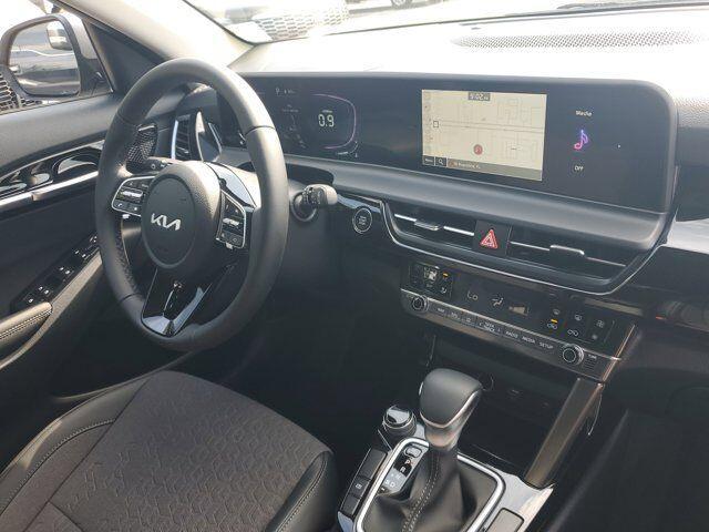 new 2025 Kia Seltos car, priced at $25,579