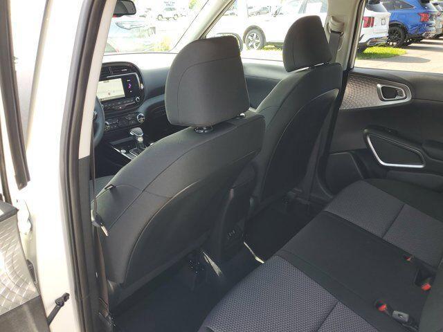 new 2025 Kia Soul car, priced at $24,238