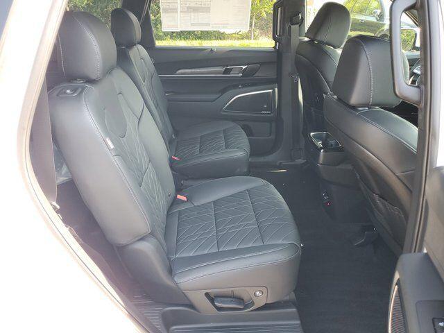 new 2025 Kia Telluride car, priced at $53,026