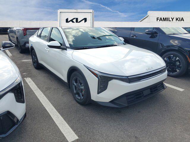 new 2025 Kia K4 car, priced at $23,593