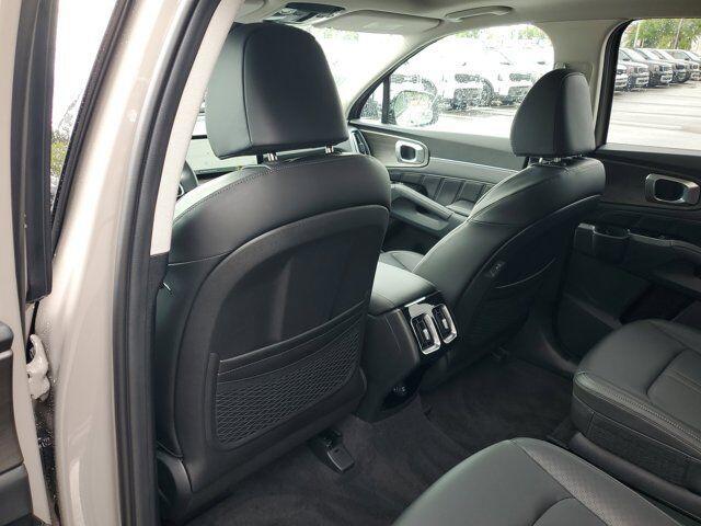new 2025 Kia Sorento car, priced at $43,099