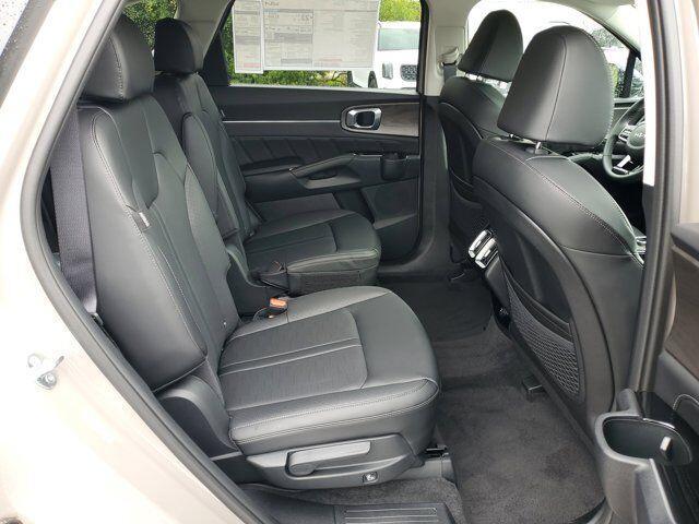 new 2025 Kia Sorento car, priced at $43,099