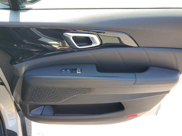 new 2025 Kia Carnival Hybrid car, priced at $51,899