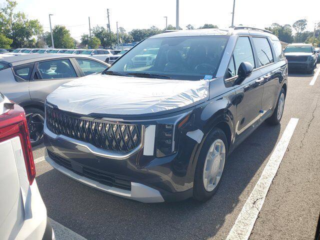 new 2025 Kia Carnival car, priced at $40,684