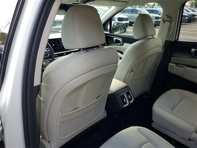 new 2025 Kia Sorento Hybrid car, priced at $36,995