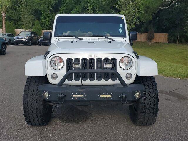 used 2015 Jeep Wrangler Unlimited car, priced at $17,900