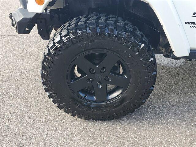 used 2015 Jeep Wrangler Unlimited car, priced at $17,900