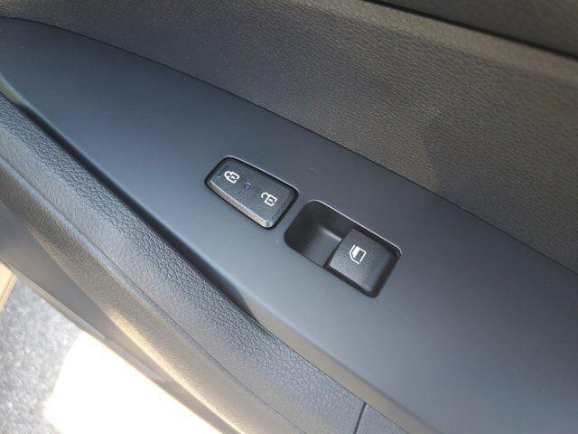 new 2025 Kia Sportage car, priced at $28,034