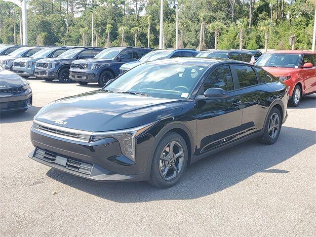 new 2025 Kia K4 car, priced at $23,261