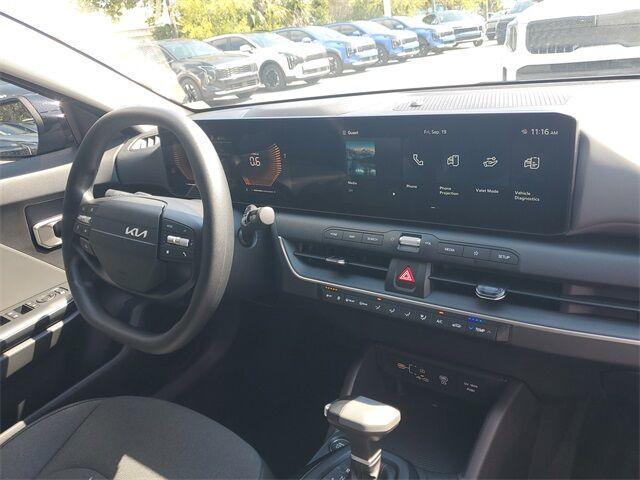new 2025 Kia K4 car, priced at $23,261
