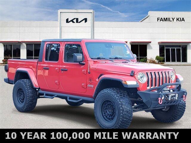 used 2020 Jeep Gladiator car, priced at $32,200