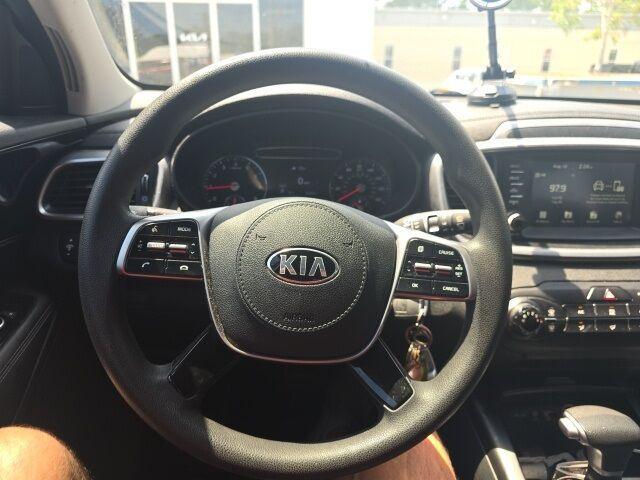 used 2020 Kia Sorento car, priced at $15,700